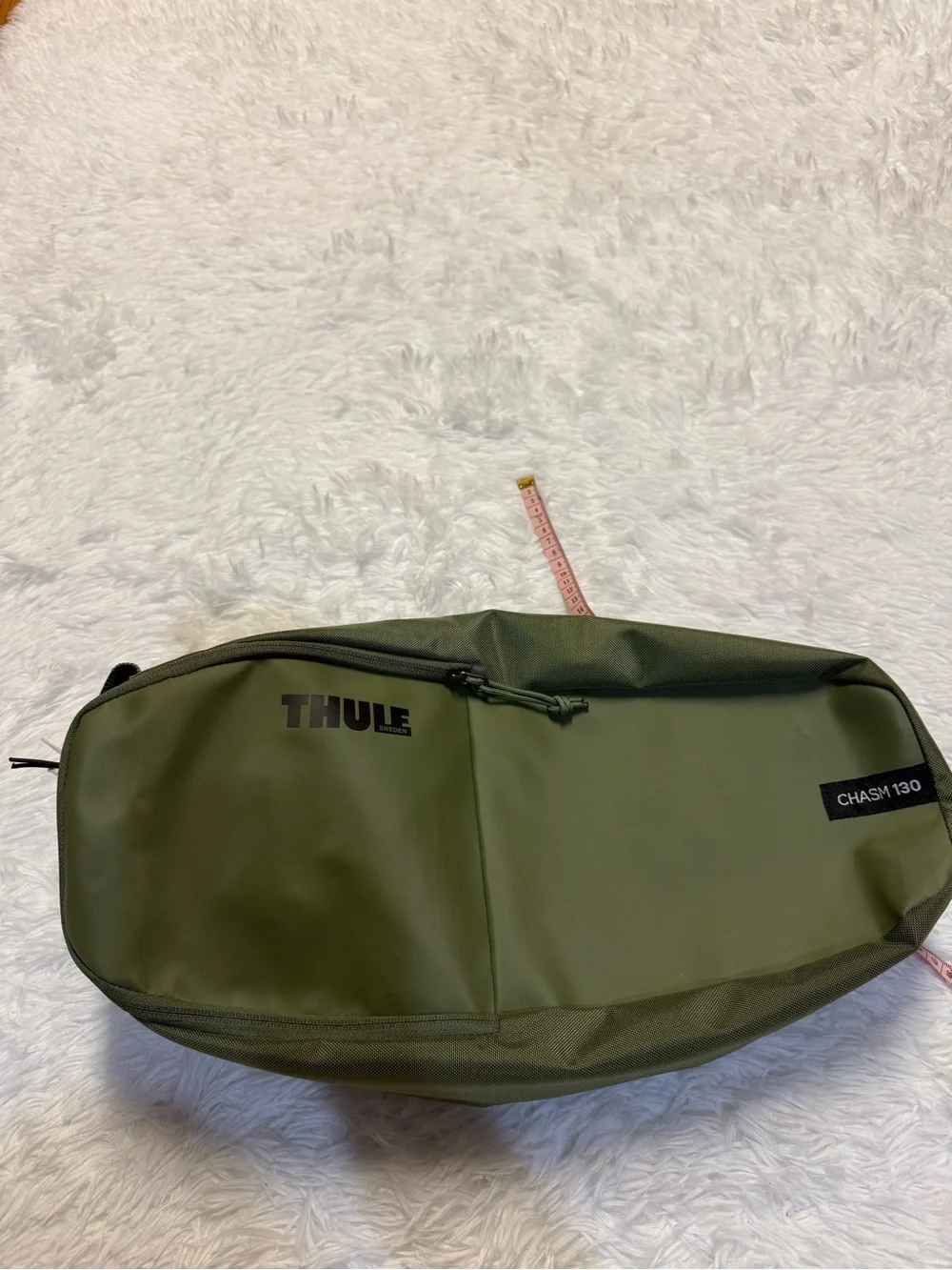 Thule Chasm Olive Green Duffle Bag Packing Case / Accessories Carry Bag